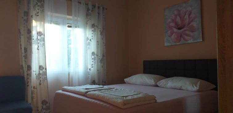 Apartments Golic บีโอกราดนาโมรู ภายนอก รูปภาพ