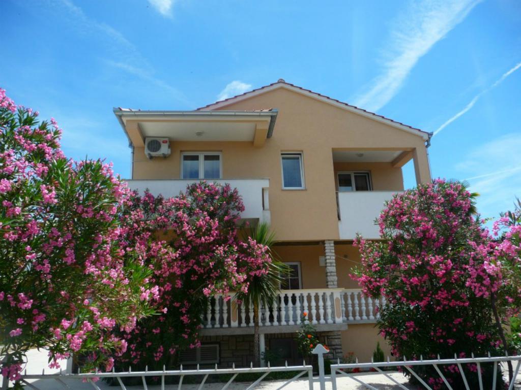 Apartments Golic บีโอกราดนาโมรู ภายนอก รูปภาพ